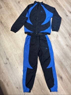 Jordan Sport Jam Warm Up Jacket/Pant Set. Black/Game Royal Medium